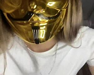 Russian teen dances hot on bigo live 😍 check her moves!