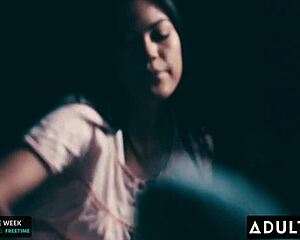 Alina Lopez Seeks Forgiveness Licking Kendra Spade's Pure Pussy Lesbian