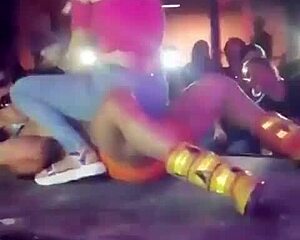 ecuador's la orquídea milf shakes her massive ass cheeks