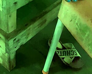 yo, slim waist slut flashes her puffy wet pussy lips right on crowded beach