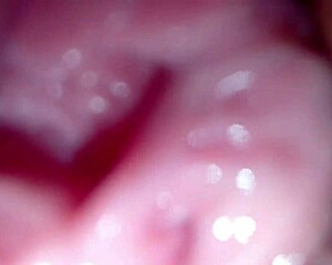 shaved pretty babe gets fucked hard till creampie orgasm 😍💦