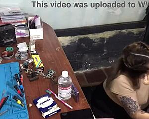 no cash for the tech so i ended up deepthroating his cock 😩💦 slutty blonde latina blowjob