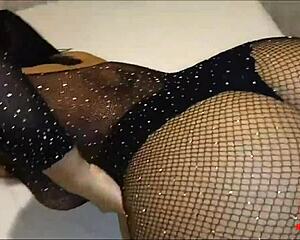 Brazillian teen pussy filled with cum in wild interracial trick-or-treat