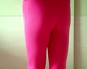 wanna cum watching my tight pink gymwear workout???