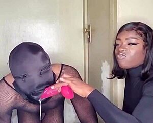 i'm addicted to spanking sexy ebony keisha minaj's big ass