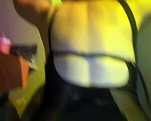 damn thick pawg slut spreads wet pussy teasing in heels!