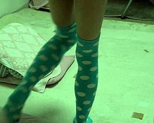 slender webcam gal rika miama strips shorts socks fingering dildo tits masturbation