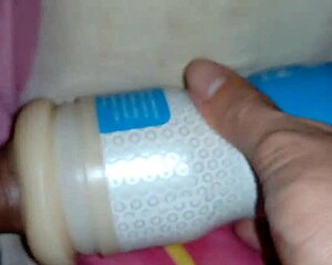 Wanna see me fuck this tight sextoy till it squirts?