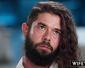 Wifey BBC Crazy Hotwife Alyx Urie Puts On Interracial Show For Hubby With Monster Cock Riding