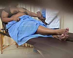 Whoa indian doctor sneaks hidden cam fuck with busty patient in hospital bed😲