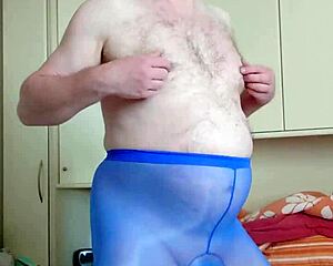 Spa Girl in Blue Leggings Teases with Nylon Feet Massage