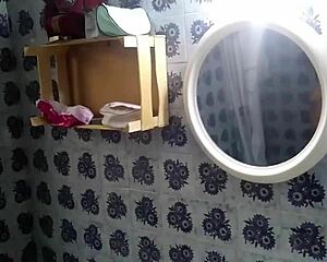 Spying on stepsister's fat ass showering unaware, hidden cam catches every curvy drop?