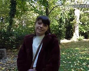 Wow, this lovely 18-year-old French girl flashes her shaved pussy in outdoor casting blowjob!