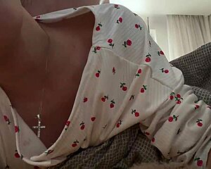 she screamed through deep doggy encounter