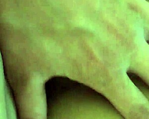 thai girlfriend takes hard fuck from friend