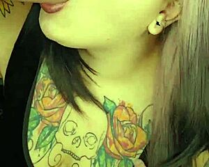 wanna see this fat milf's sloppy deepthroat leaving lipstick marks all over that dildo?