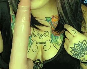 wanna see this fat milf's sloppy deepthroat leaving lipstick marks all over that dildo?