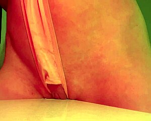 I'm rubbing smooth on the table feeling so relaxed