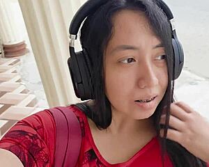 Stepmom's tight pussy pulses with new toy after gym sweat