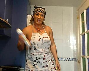 Watch This Muscular Milf Squirting Wild While Assfucked In Kitchen Creampie Chaos!