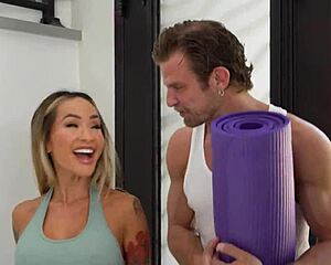 linda lan tempts her pt to stuff tight shaved pussy hard