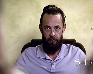 Blonde Braces Teen And Brunette Rivals Lick Pussy In Hospital Therapy