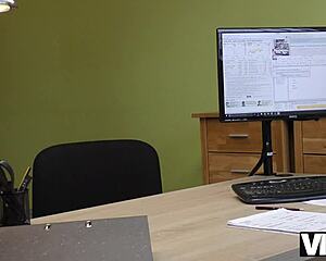 morena out of work strips for cash sex