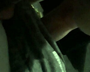 white hooker gave me gud head!!