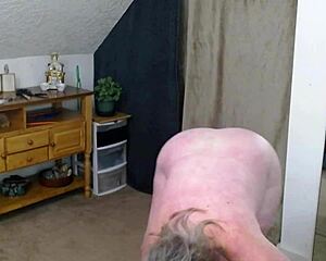 dirty fat dominican mature fingers hairy pussy sends wet panties to lover