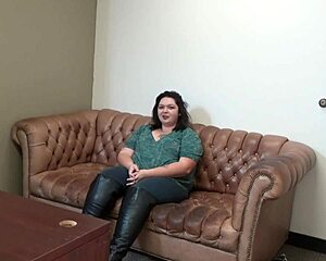 Mia Marks Casting Big Ass BBW College Sofa Interview