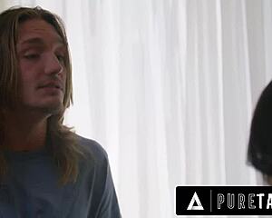 Stepbro Taunts Pervy Sis Lulu Chu Over Stepmom Nudes During Fuck