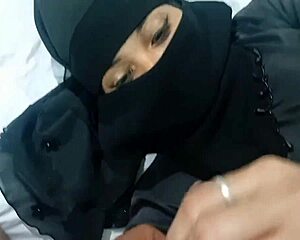 Muslim Girl Fucks Hindu Boyfriend Hardcore Style