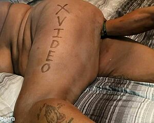 check this out my fist goes deep n she squirts everywhere!! 🤜💦