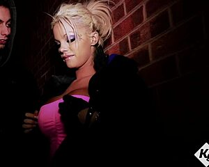 bloke spots delta white on street 🍆 she blows both lads bareback doggystyle cowgirl mmf madness 😈