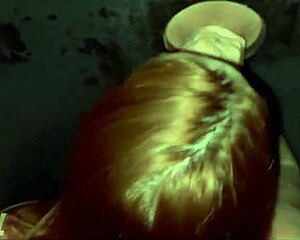 Eu e Amigas Chupo e Dou no Glory Hole Swing Leite na Boca