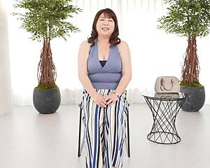 Raw kanako's housewife pussy creampie debut exposed!