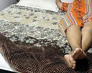 egyptian milf gets her fat ass fucked anal by hubby