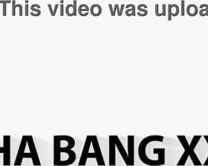 Toxic Brownskinn Nudist Student with Juicy Big Pussy Deepthroats Monster BBC on Beach