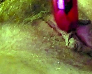 Plump chick moans loud fingering fat pussy with clit vibrator first time homemade solo