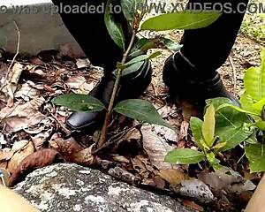 I dragged cock-hungry stepmom to jungle mountains and fucked her tight pussy