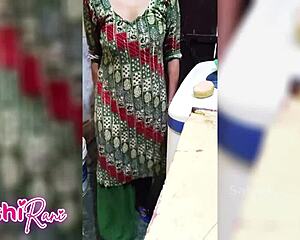 Crazy Sexy Sakshi Naked Bathing Big Tits Pussy Closeup Then Changes Clothes!