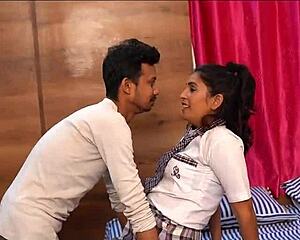 indian college girl hooks up with boyfriend in hotel