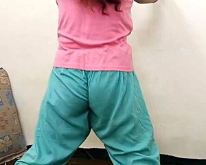 Muslim Stepsis Begs Stepbro for Passionate Bareback Anal in Hindi Dirty Talk Frenzy!