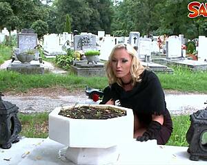 hot widow nailed hard anal deepthroat cumshot