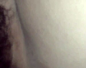 Couple's hairy pussy gapes and farts like thunder when aunt bends over