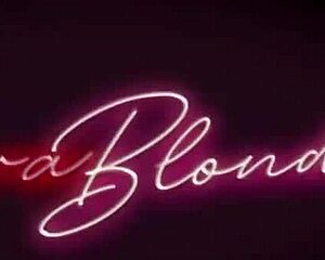 Sara Blonde craves Danner Mendez's huge cock after boyfriend leaves for intense autoblowjob