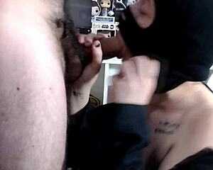 chupando la verga gigante de mi hermanastro argentino hasta el fondo 🍆💦