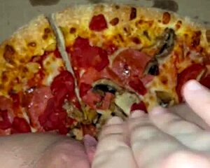 Saudi Arabian Snowwhite Masturbates with Pizza and Chocolate in LA Kinky Fetish