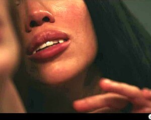 imagine octokuro as horny vampirella seducing sata jones for huge tits lezdom scissoring??