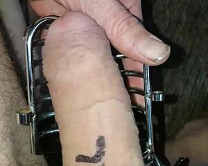 i tribute mell cage solo old part 1 in her tight cage